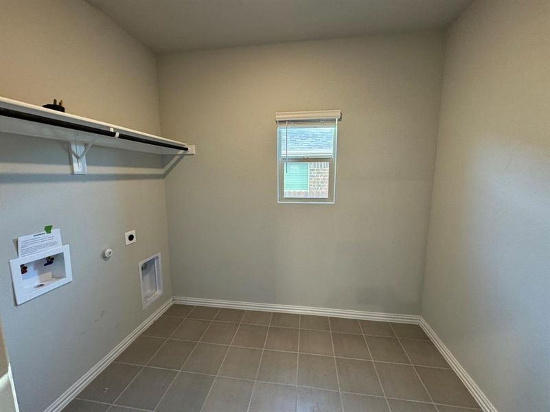 Spacious, unfurnished interior of a new home in Cibolo Hills, Fort Worth (Image 29). Spacious, unfurnished interior of a new home in Cibolo Hills, Fort Worth (Image 29).
