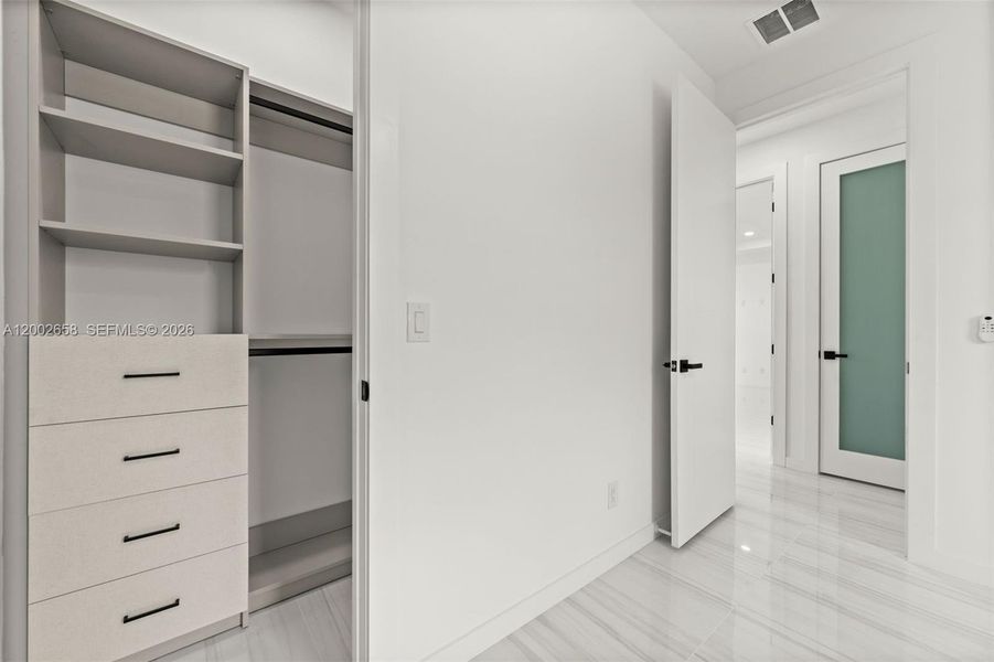 Image 25 of a home in .