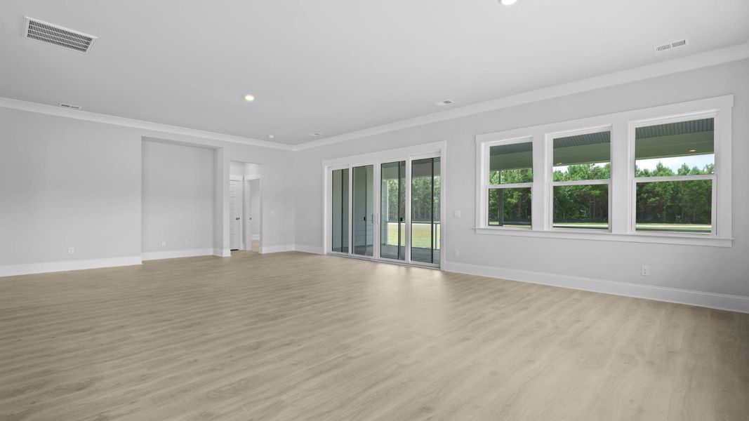 Spacious, unfurnished interior of a new home in Berkeley Bay, Ridgeville (Image 19).