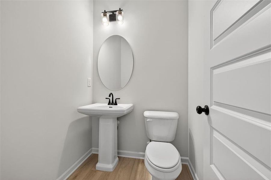 Furnished interior view inside a new home in Franklin Manor, Lawrenceville (Image 12).