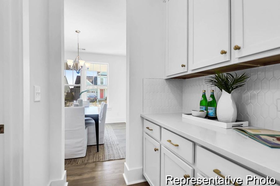 Furnished interior view inside a new home in , Ravenel (Image 7).