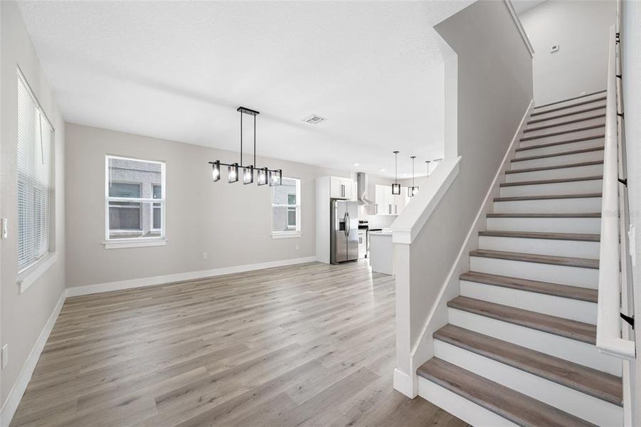 Spacious, unfurnished interior of a new home in , St. Petersburg (Image 25).