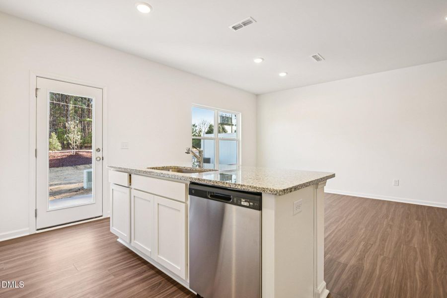 17-web-or-mls-Mirth Ct-S0801-017