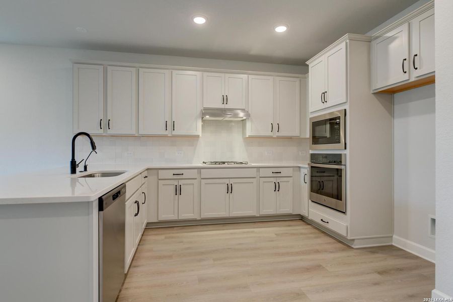 Furnished interior view inside a new home in , Schertz (Image 9).