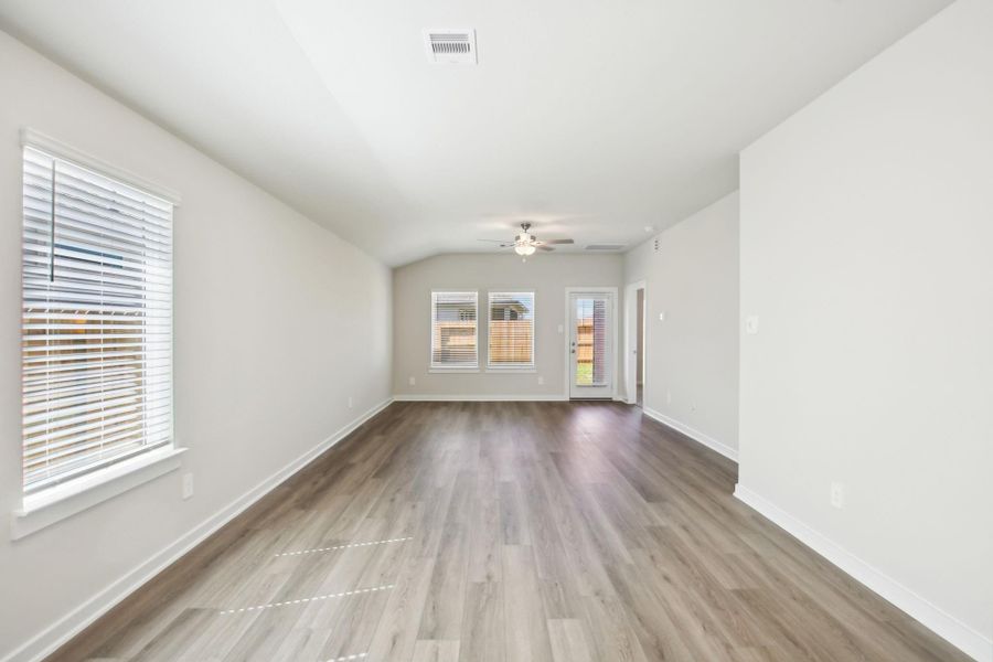 Photo is not of the actual home but is an inspirational photo of builder’s model home and may depict options, furnishings, and/or decorator features that are not included.