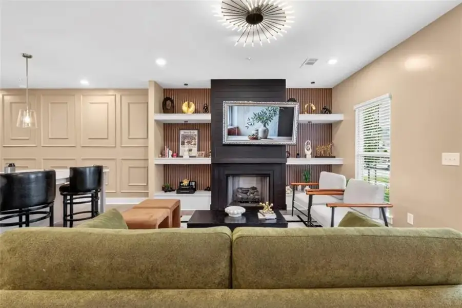 Furnished interior view inside a new home in , Conyers (Image 7).