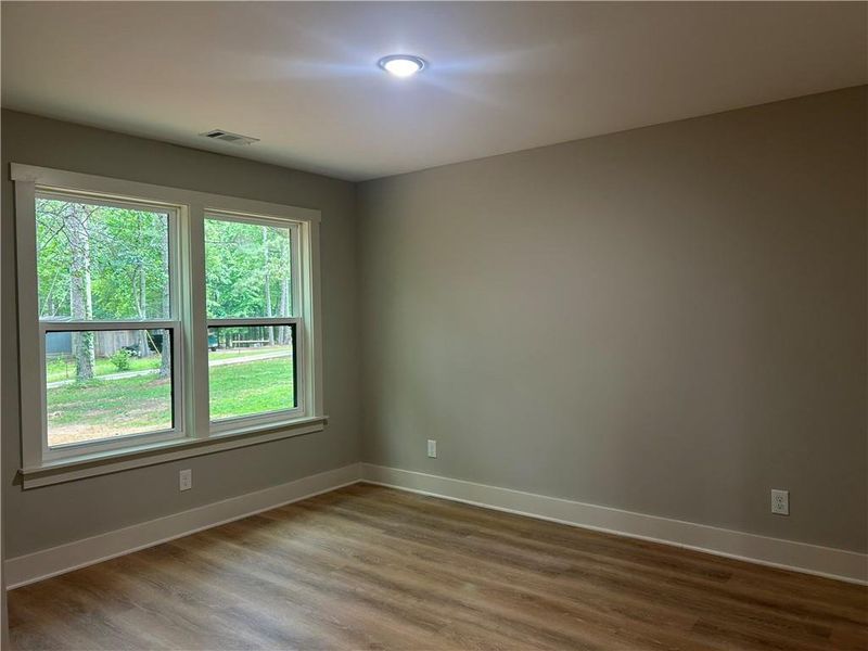 Spacious, unfurnished interior of a new home in , Bremen (Image 13).