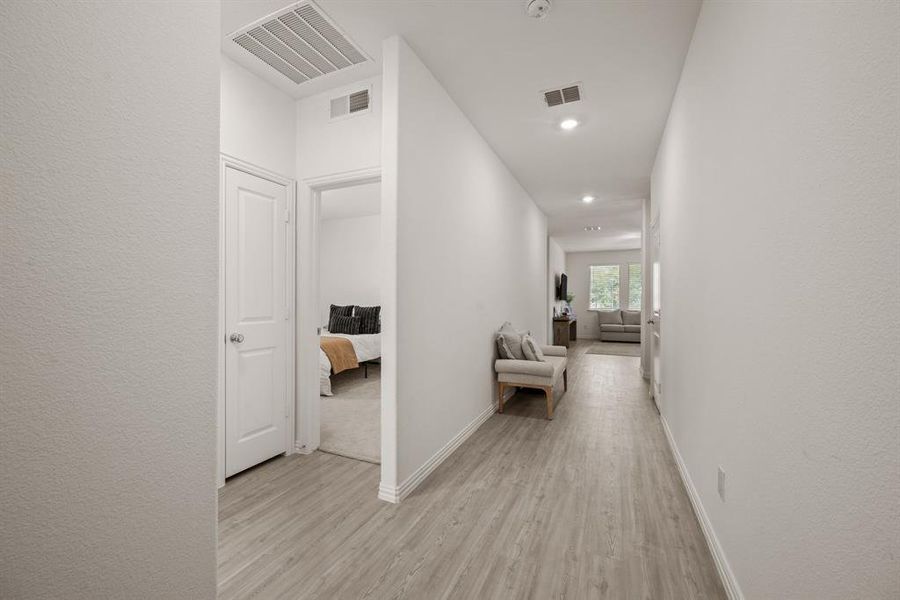 Spacious, unfurnished interior of a new home in Hurricane Creek: Classic 60s, Anna (Image 20). Spacious, unfurnished interior of a new home in Hurricane Creek: Classic 60s, Anna (Image 20).