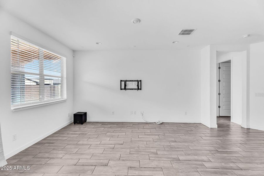 14-web-or-mls-Wiley Way-14