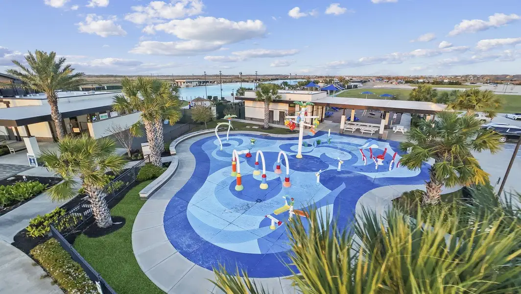 Image 19 of a home in Lago Mar.