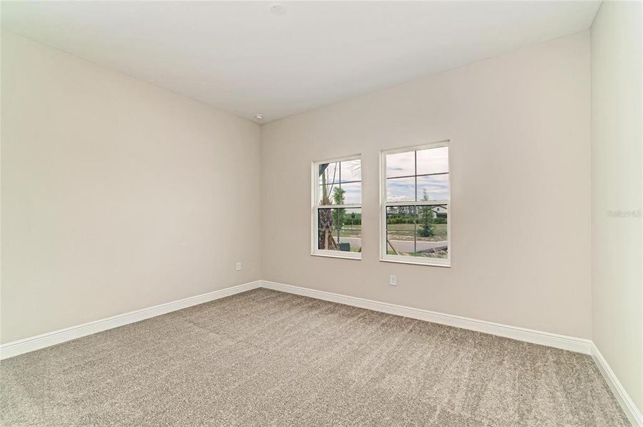 Spacious, unfurnished interior of a new home in Two Rivers, Zephyrhills (Image 16).