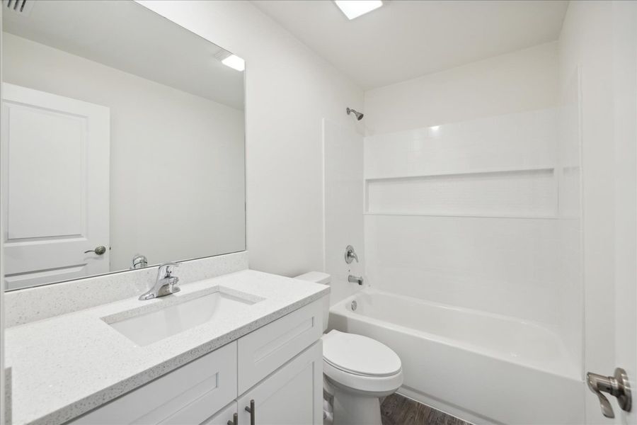 Representative furnished interior of a home built from the The Sunshine Retreat by Sunlife Homes LLC in Cape Coral, Cape Coral (Image 9).