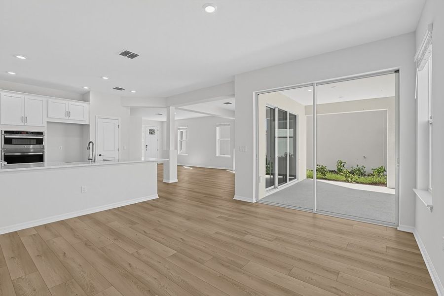 Spacious, unfurnished interior of a new home in Lochside, Mount Dora (Image 28).