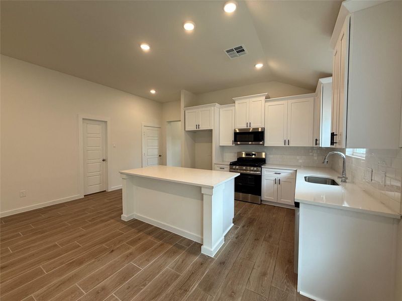 Furnished interior view inside a new home in Ashland, Angleton (Image 10).