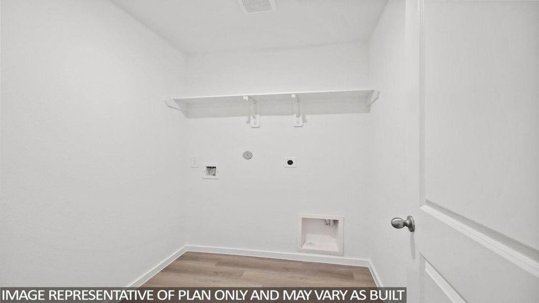 Spacious, unfurnished interior of a new home in New Waverly Station, New Waverly (Image 17). Spacious, unfurnished interior of a new home in New Waverly Station, New Waverly (Image 17).