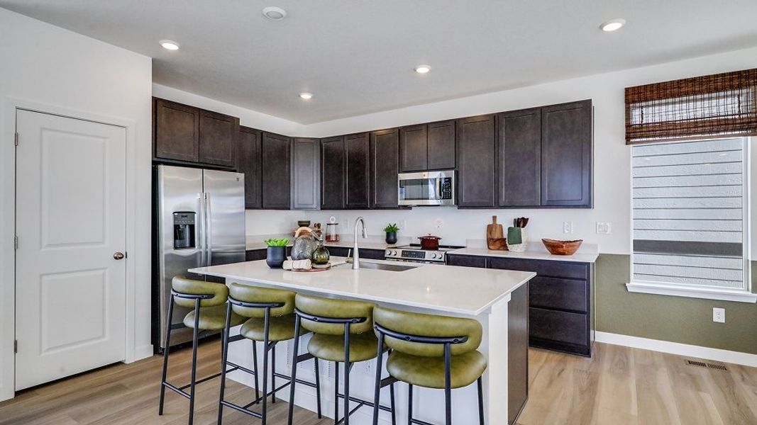 2581 Overlook Kitchen 2of2 F2 2581 Overlook Kitchen 2of2 F2