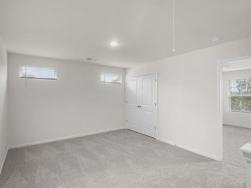 Spacious, unfurnished interior of a new home in Providence Station at Trolley Run, Aiken (Image 14).