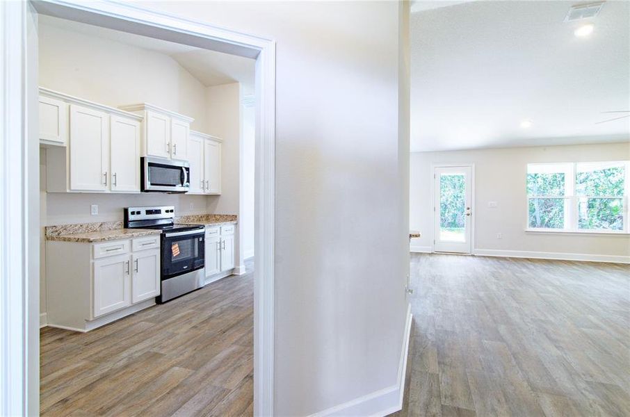 Spacious, unfurnished interior of a new home in Palm Coast, Palm Coast (Image 16). Spacious, unfurnished interior of a new home in Palm Coast, Palm Coast (Image 16).