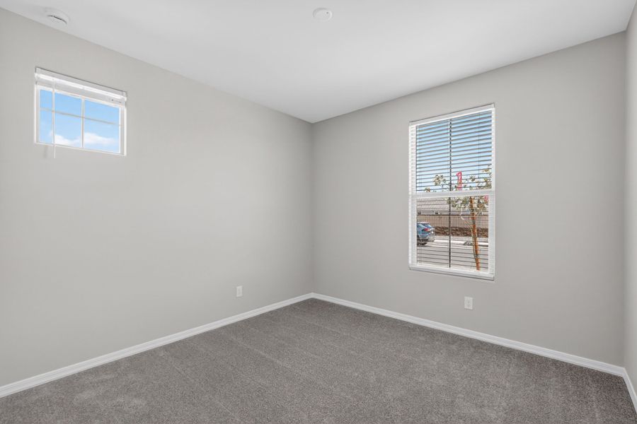 Spacious, unfurnished interior of a new home in Artisan at Asante, Surprise (Image 17). Spacious, unfurnished interior of a new home in Artisan at Asante, Surprise (Image 17).