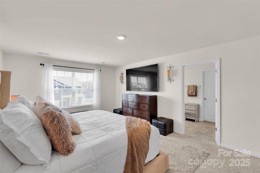 Furnished interior view inside a new home in , Simpsonville (Image 10).