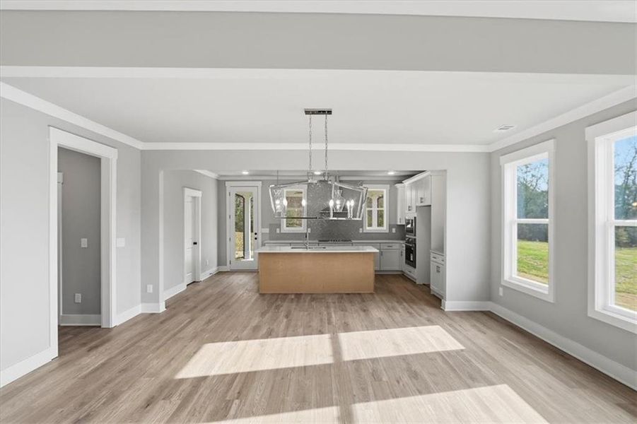 Image 81 of a home in .