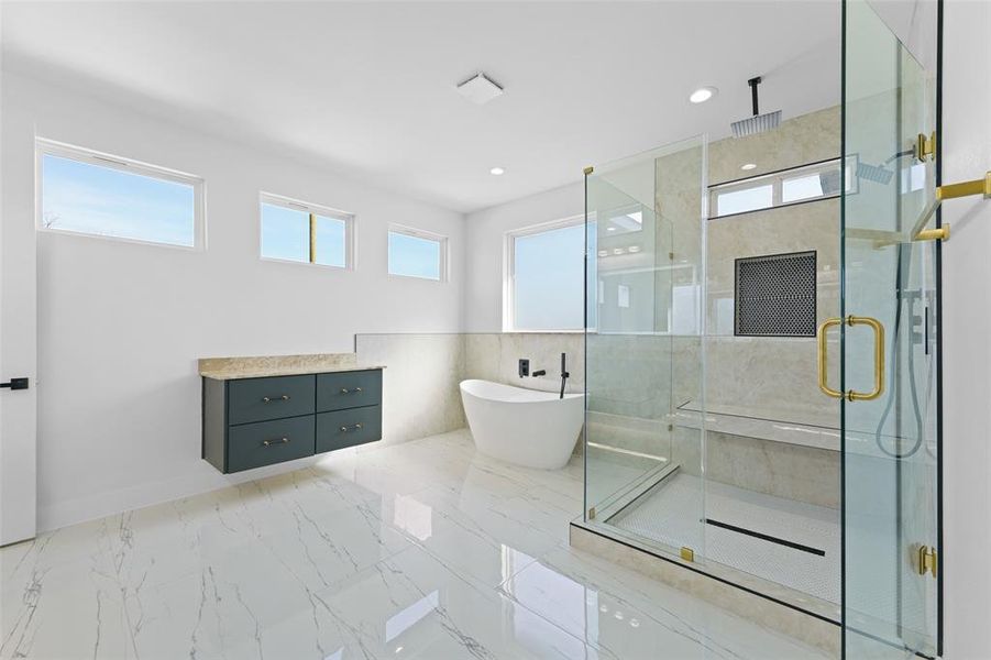 Furnished interior view inside a new home in , Dallas (Image 6).