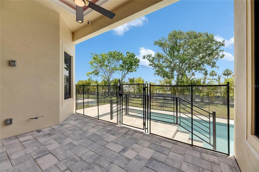 Image 50 of a home in .