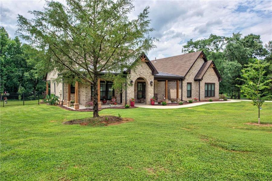 Front exterior of a new home in , Jefferson, GA, highlighting curb appeal (Image 26). Front exterior of a new home in , Jefferson, GA, highlighting curb appeal (Image 26).
