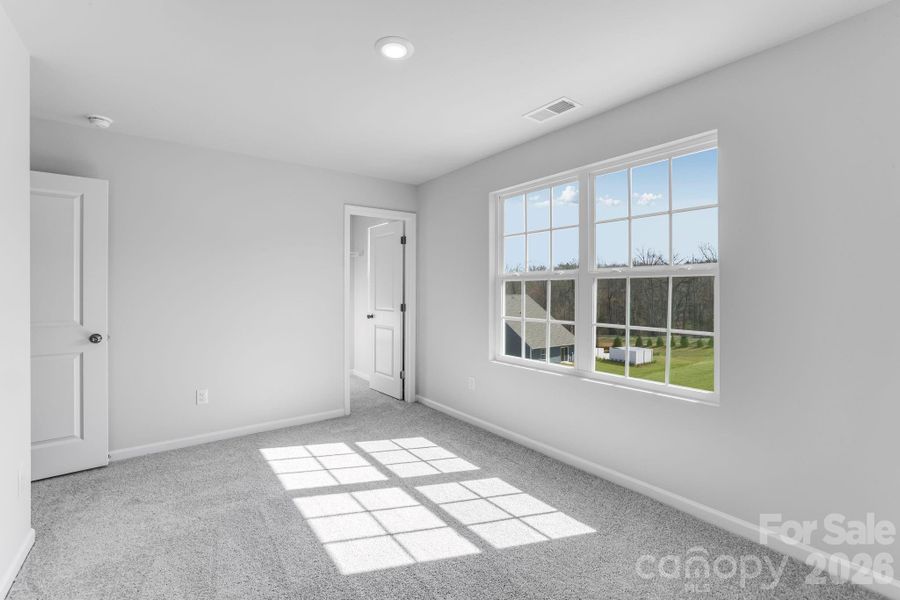 Spacious, unfurnished interior of a new home in Cleveland Hill, Shelby (Image 18).