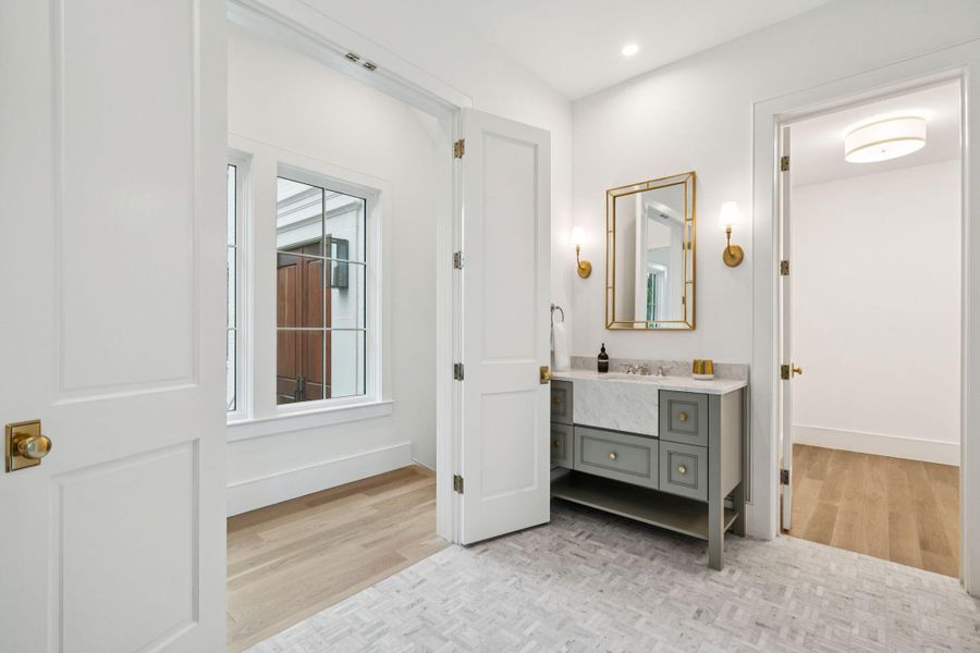 Image 81 of a home in .