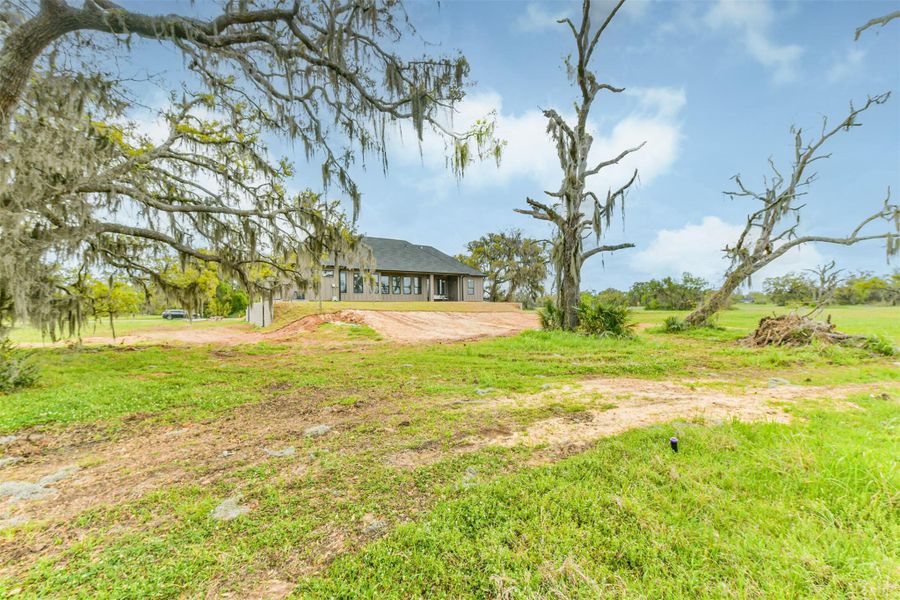 Natural landscape and outdoor views near in Angleton (Image 38). Natural landscape and outdoor views near in Angleton (Image 38).