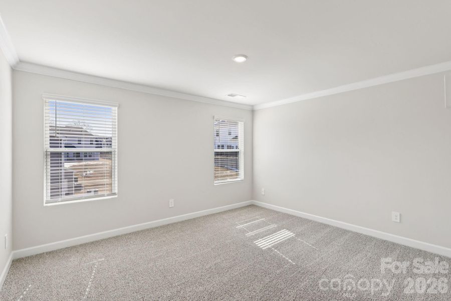 Spacious, unfurnished interior of a new home in Galloway Ridge, Charlotte (Image 27).