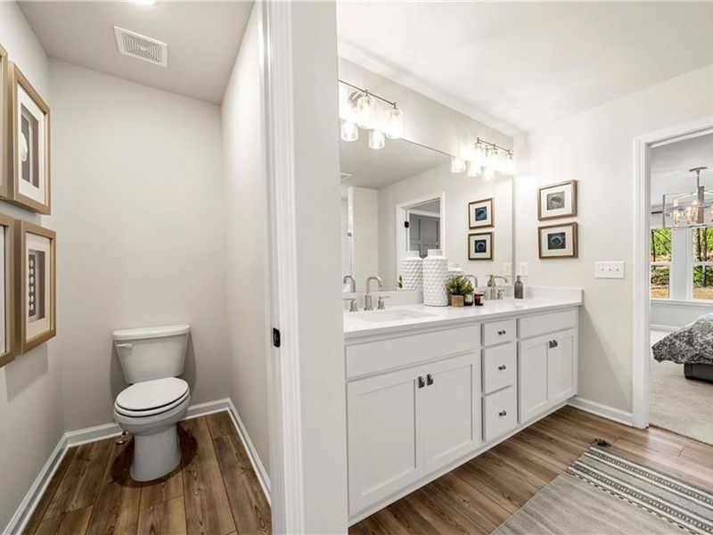 Furnished interior view inside a new home in Riverwood, Dallas (Image 50).