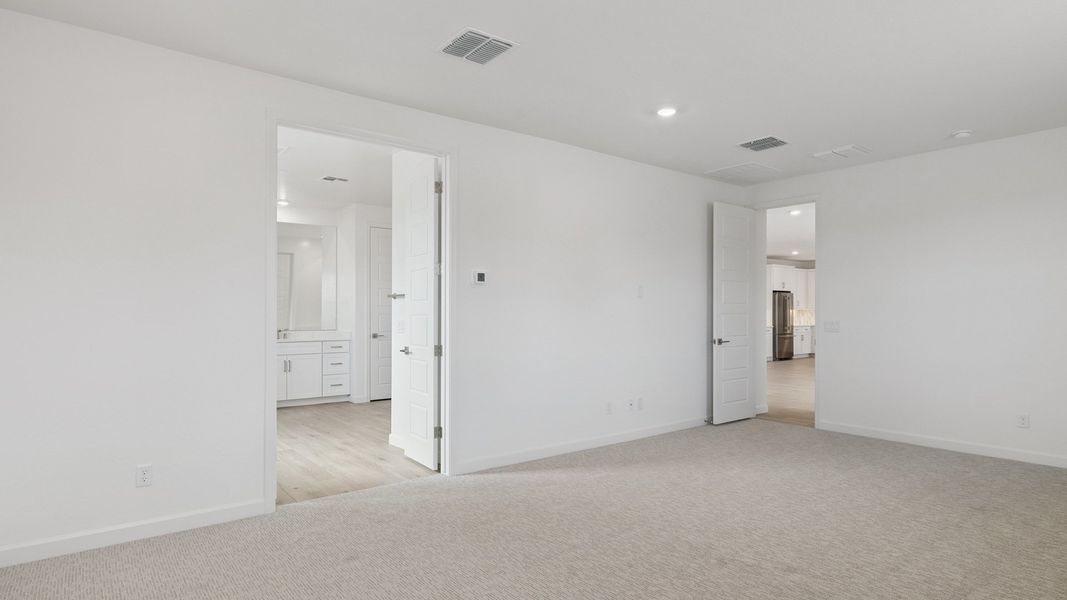 Spacious, unfurnished interior of a new home in Zanjero Pass, Waddell (Image 31). Spacious, unfurnished interior of a new home in Zanjero Pass, Waddell (Image 31).