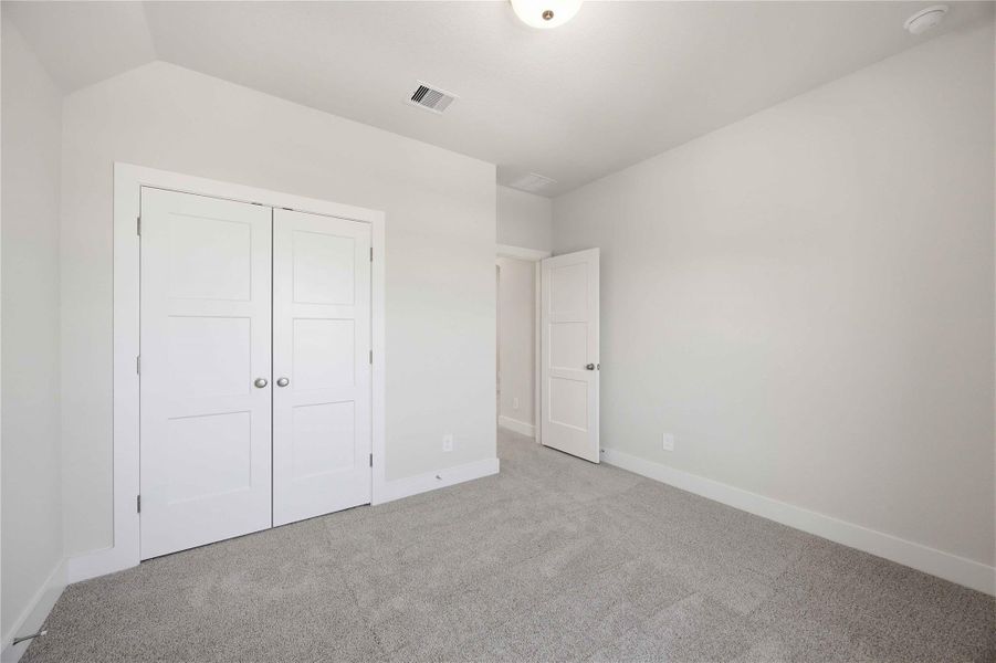 Spacious, unfurnished interior of a new home in , Richmond (Image 19).