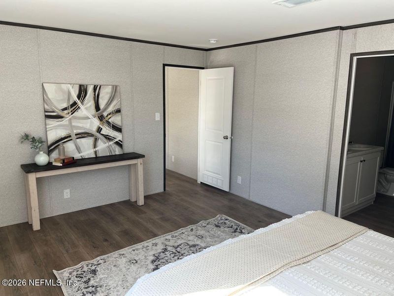 Furnished interior view inside a new home in , Middleburg (Image 9).