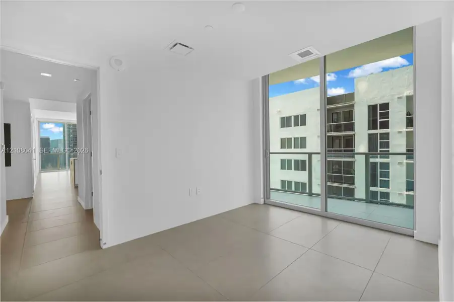 Spacious, unfurnished interior of a new home in , Miami (Image 23).