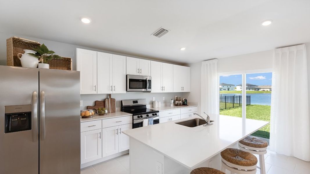 Florida CORE N002 Bloom Kitchen 1of5 F1 Base7