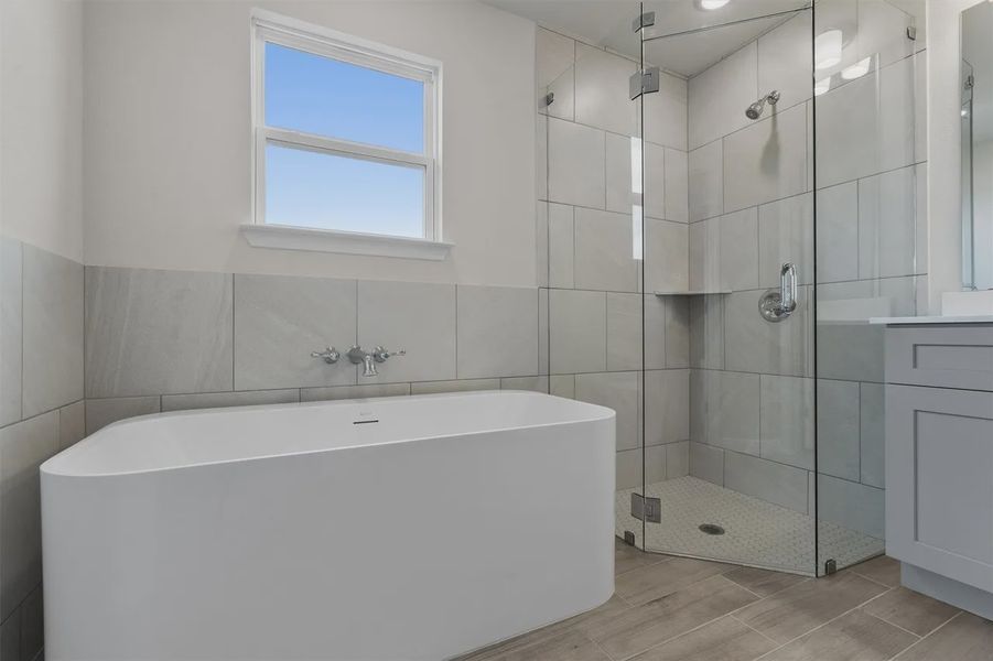 Furnished interior view inside a new home in Levy Crossing, Killeen (Image 11).
