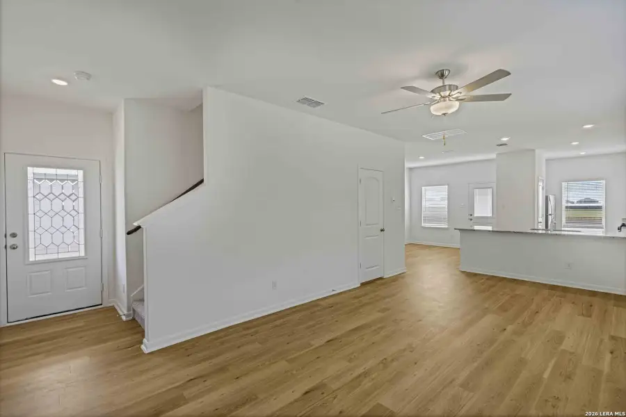 Spacious, unfurnished interior of a new home in , San Antonio (Image 10).