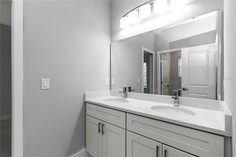 Furnished interior view inside a new home in , Ocala (Image 7).