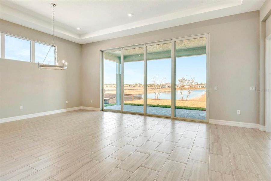 Spacious, unfurnished interior of a new home in The Reserve at Victoria, Deland (Image 19).