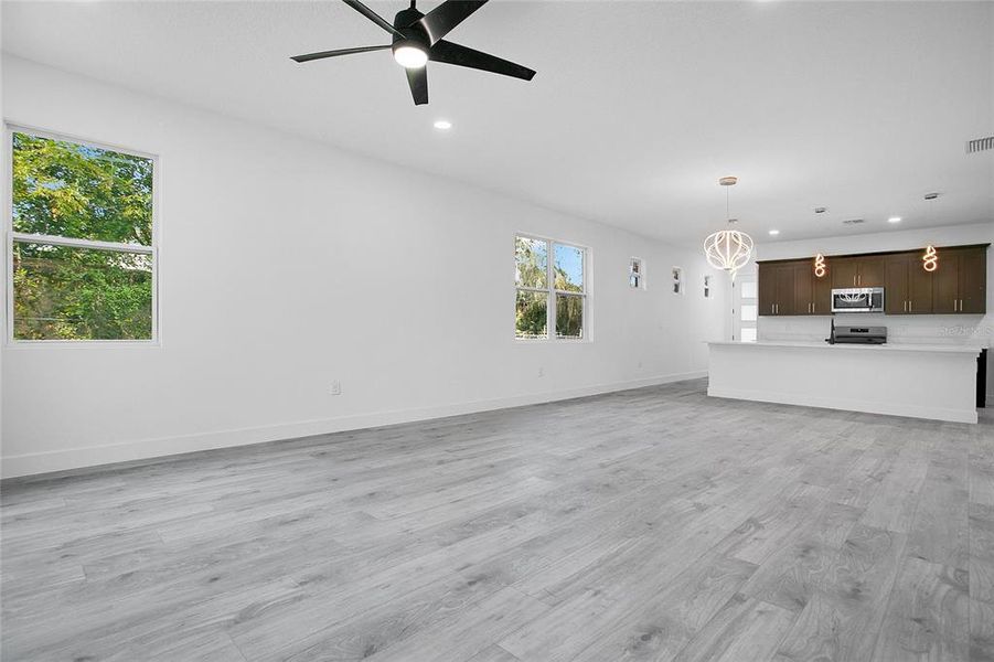 Spacious, unfurnished interior of a new home in , Apopka (Image 51).