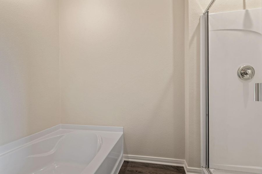 Image 27 of a home in Sweetwater Ridge.