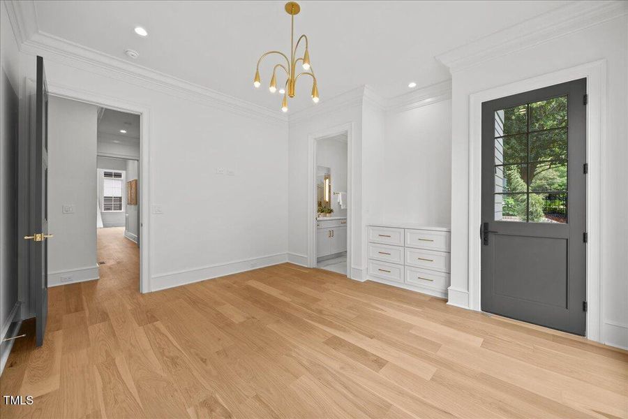 040-2A1A8286 040-2A1A8286