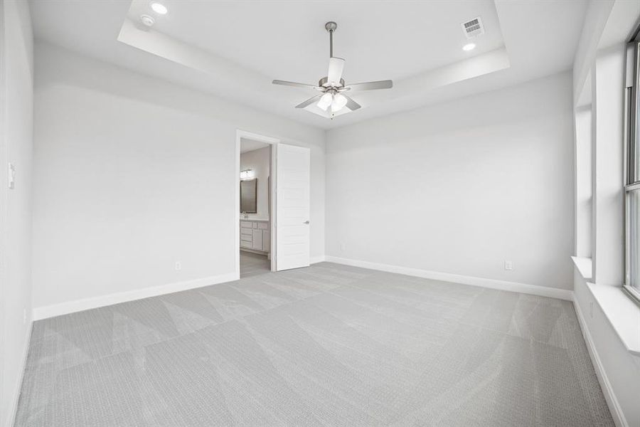 Spacious, unfurnished interior of a new home in Terraces – Classics, Rockwall (Image 19). Spacious, unfurnished interior of a new home in Terraces – Classics, Rockwall (Image 19).