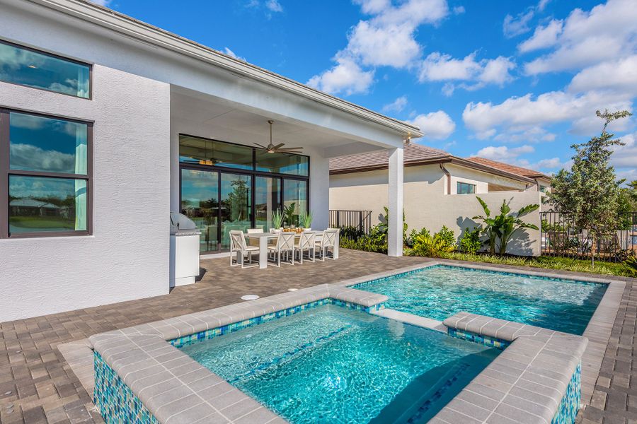 Representative exterior details of a home built from the Venice by GL Homes in Valencia Grand (55+), Boynton Beach (Image 23).
