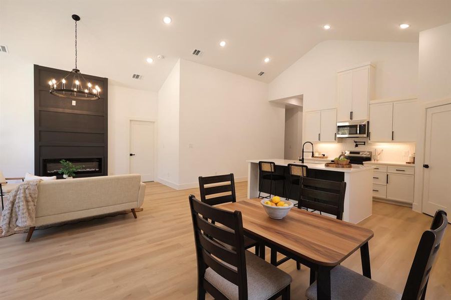 Furnished interior view inside a new home in , Fort Worth (Image 4). Furnished interior view inside a new home in , Fort Worth (Image 4).