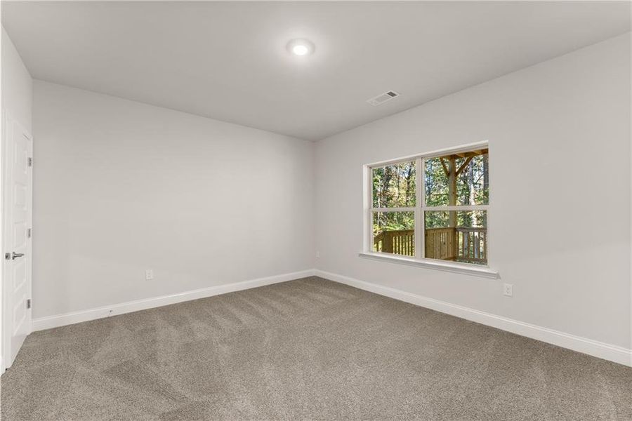 Spacious, unfurnished interior of a new home in Magnolia Villas, Cornelia (Image 15).