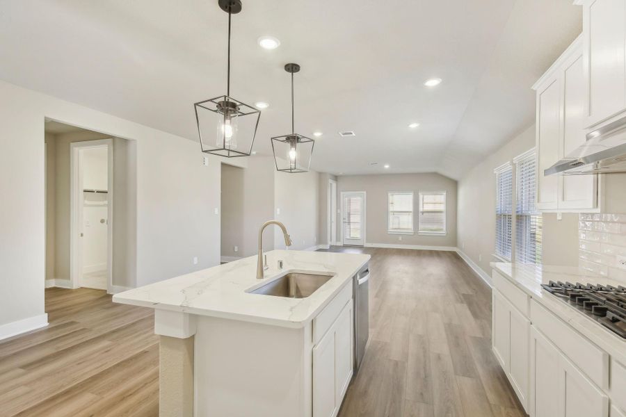 Photo is not of the actual home but is an inspirational photo of builder’s model home and may depict options, furnishings, and/or decorator features that are not included.